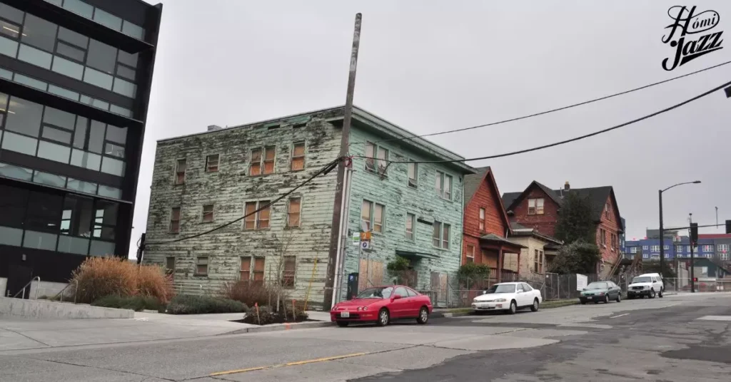 Signs and Warnings of a Condemned House